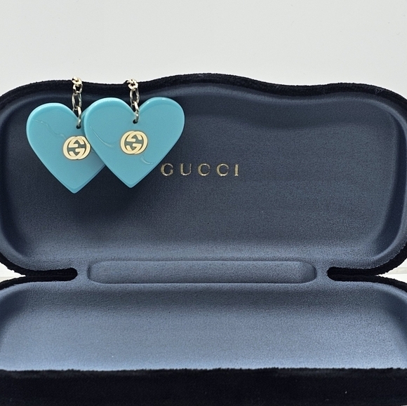 Gucci GG1030SK-003-60 Gold Sunglasses With earring accessories - Picture 9 of 16